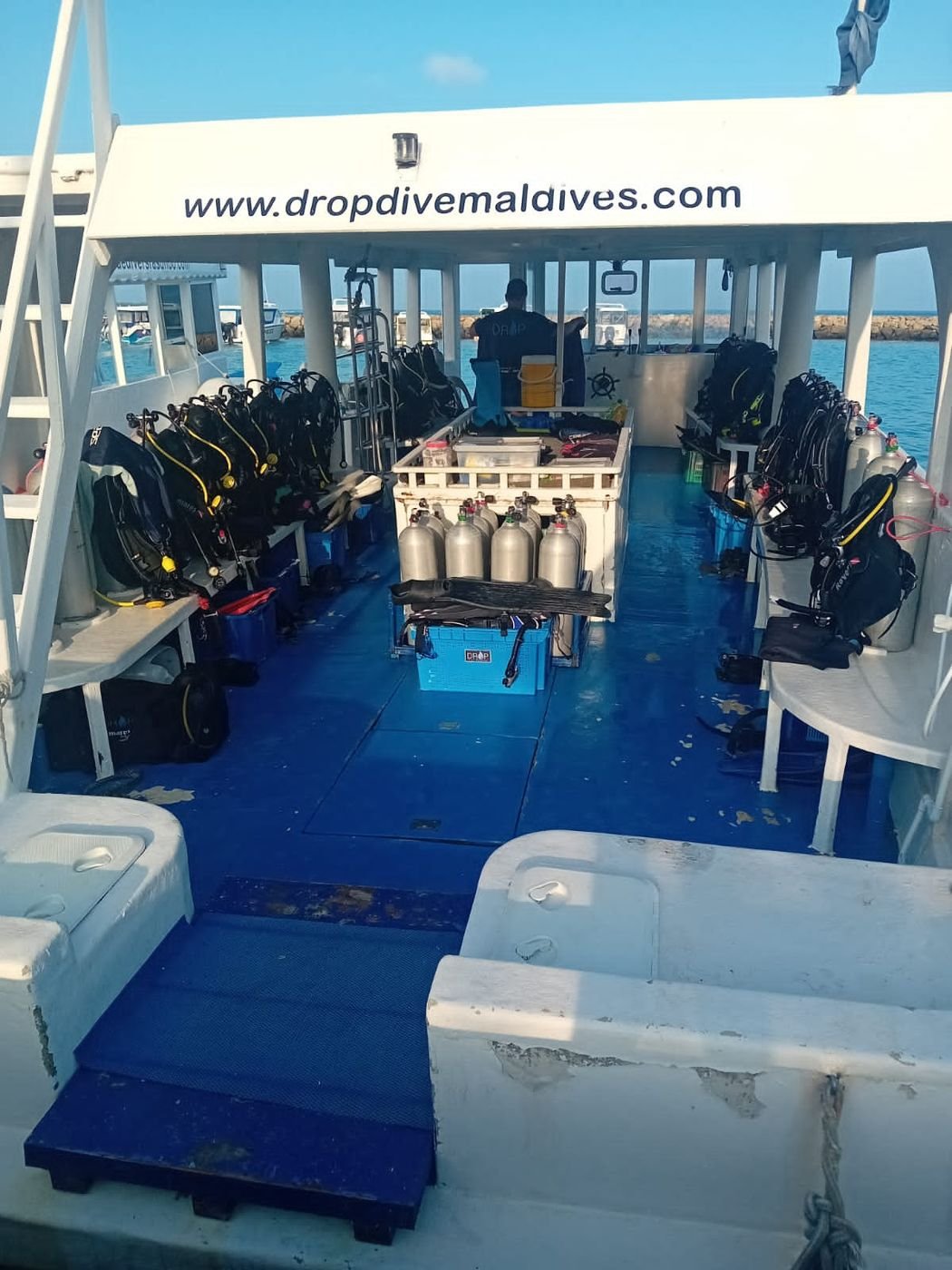 Drop Dive boat ready with the dive equipment